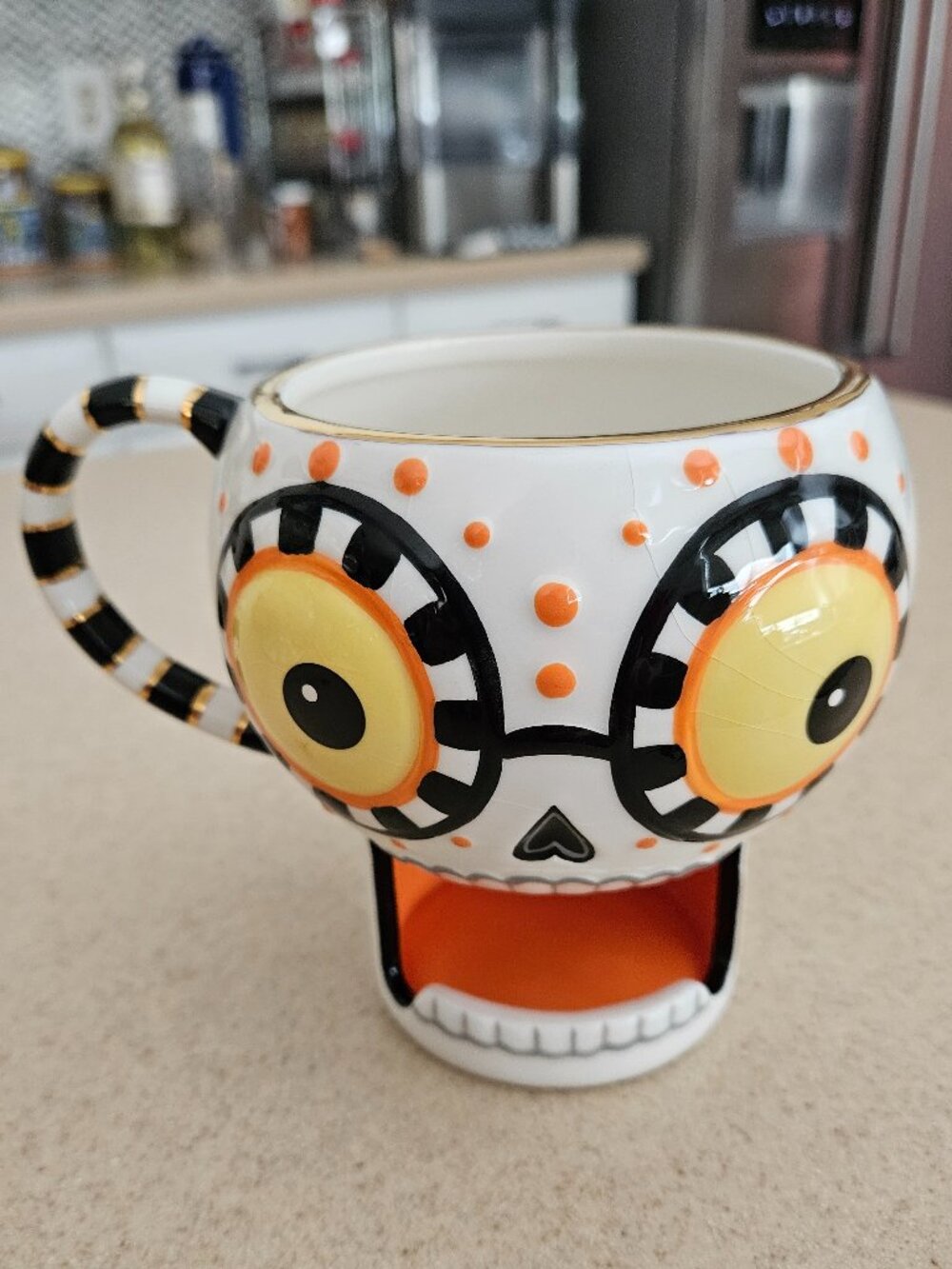 AS IS MACKENZIE CHILDS HALLOWEEN BOO SCARY SKELETON CERAMIC COFFEE TEA MUG CUP